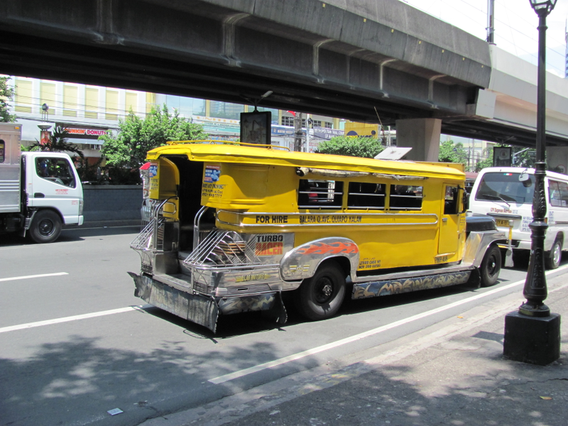 Illustration for article titled These World War II Jeep Buses Prove Americana Lives On In The Philippines